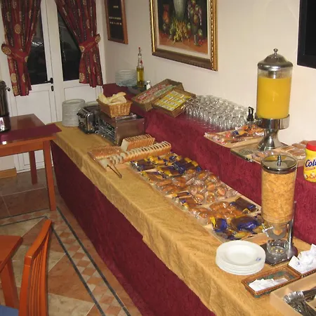 Hotell Camargo 3*