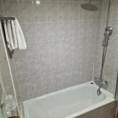 Hotell Camargo 3*
