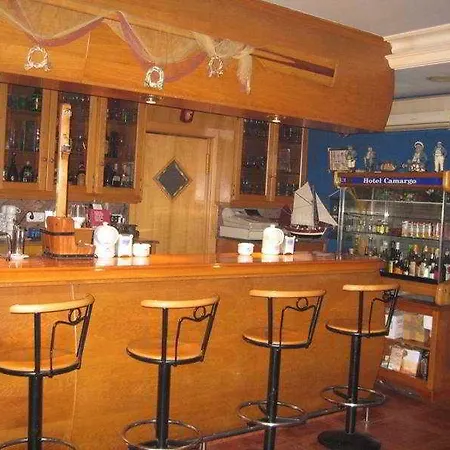 Hotell Camargo 3*