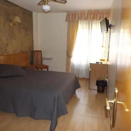 Hotell Camargo 3*