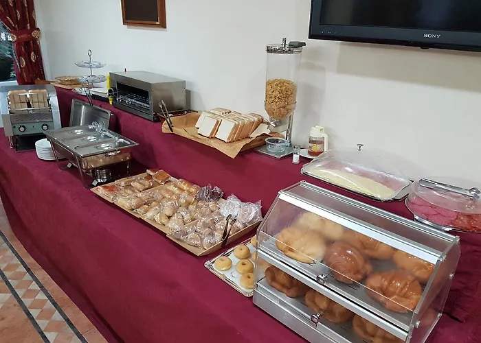 ホテル Camargo Igollo